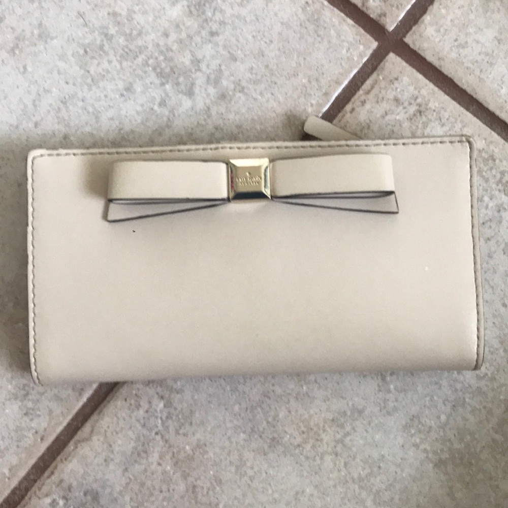 Kate spade wallet-cream leather